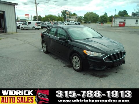 2020 Ford Fusion.