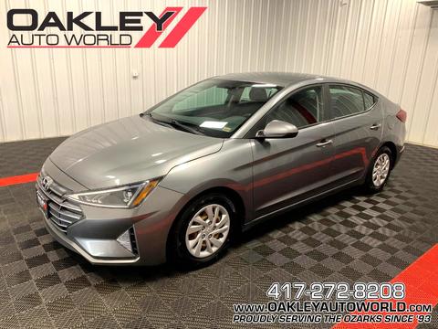 2019 Hyundai Elantra.