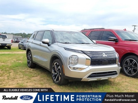 2023 Mitsubishi Outlander.