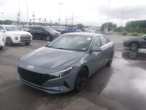 2023 Hyundai Elantra.