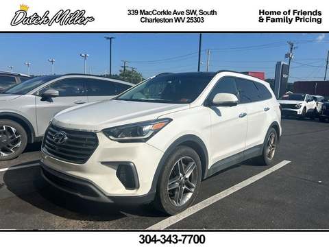 2017 Hyundai Santa Fe.