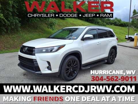 2019 Toyota Highlander.
