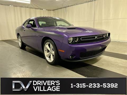 2016 Dodge Challenger.