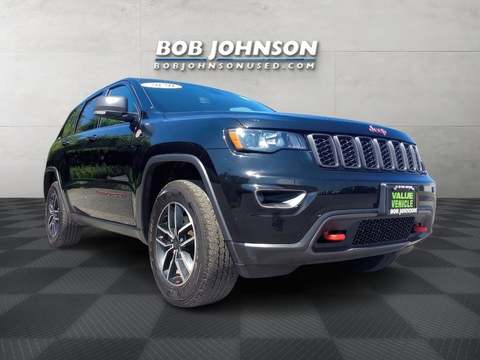2020 Jeep Grand Cherokee.