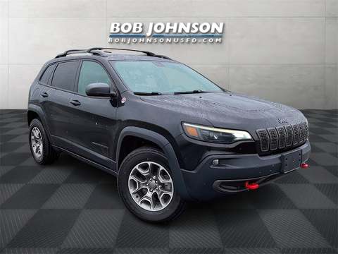 2020 Jeep Cherokee.