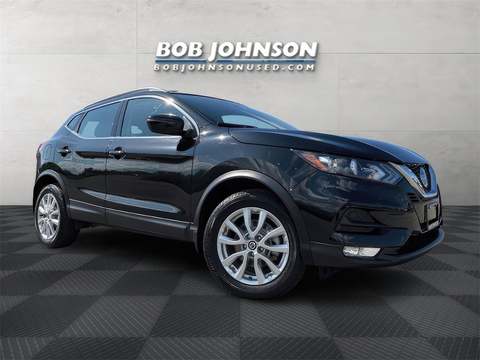 2022 Nissan Rogue.