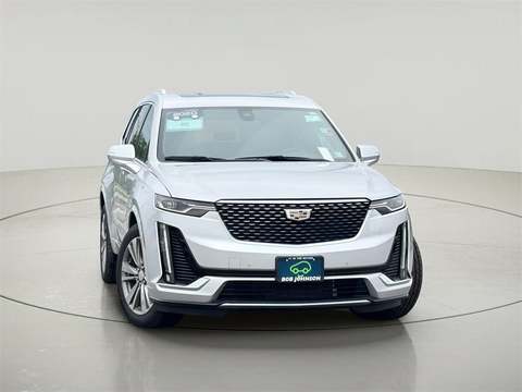 2020 Cadillac XT6.