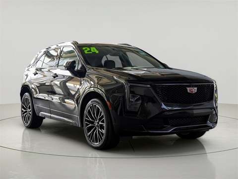 2024 Cadillac XT4.