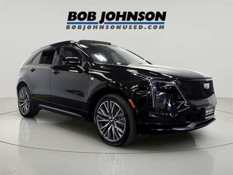 2024 Cadillac XT4.