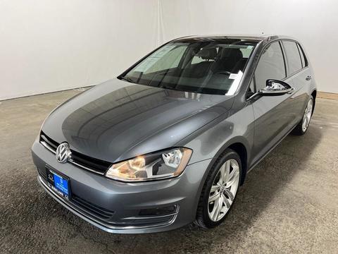 2015 Volkswagen Golf.