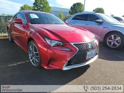 2015 Lexus RC.
