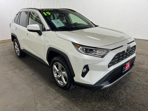 2019 Toyota RAV4.