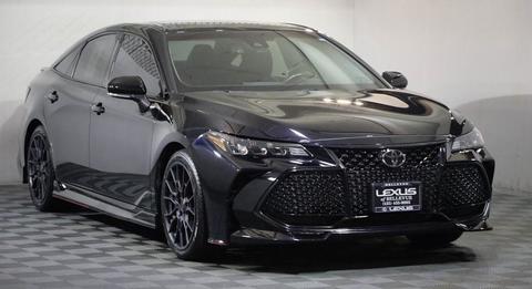 2020 Toyota Avalon.