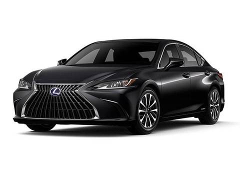 2022 Lexus ES.
