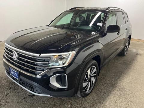 2024 Volkswagen Atlas.