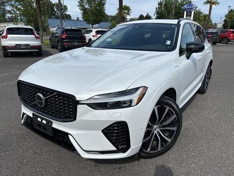 2023 Volvo XC60.