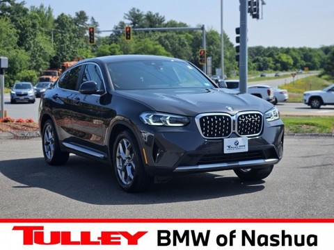 2023 BMW X4.