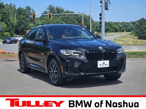 2023 BMW X4.