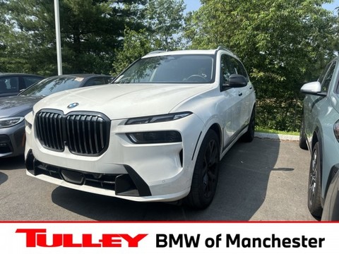 2023 BMW X7.
