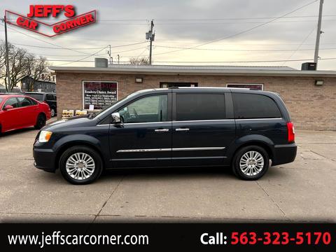 2013 Chrysler Town and Country.