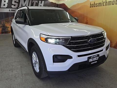 2022 Ford Explorer.