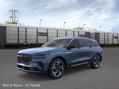 2025 Lincoln Nautilus.