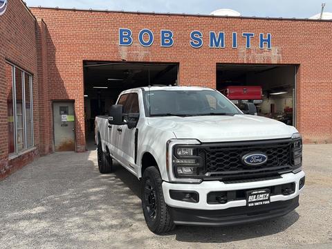 2025 Ford F-350.