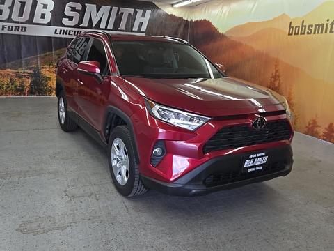 2019 Toyota RAV4.