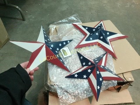 205 Miscellaneous 2 sets tin Patriotic star decor wall hangings.
