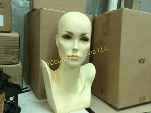 218 Miscellaneous Wig hat Jewelry mannequin Bust lovely eyelashes.