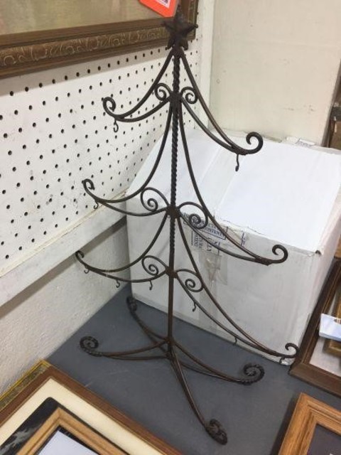 6 Miscellaneous Metal tree decorator 24 inches tall.