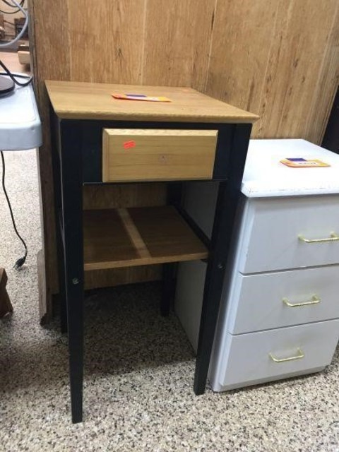 136 Miscellaneous Table with single drawer, missing drawer pull.