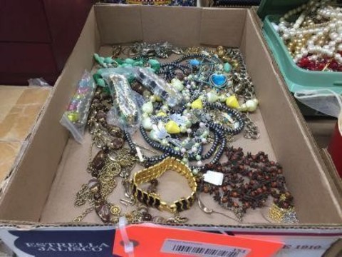 151 Miscellaneous Assorted costume jewelry.