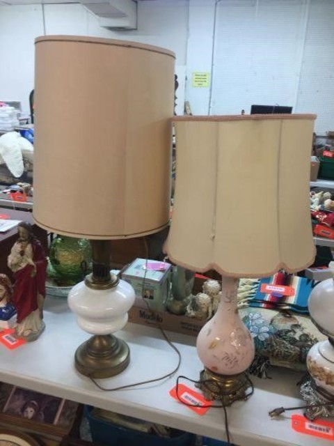 279 Miscellaneous 2 lamps with shades 31 & 36 inches tall.