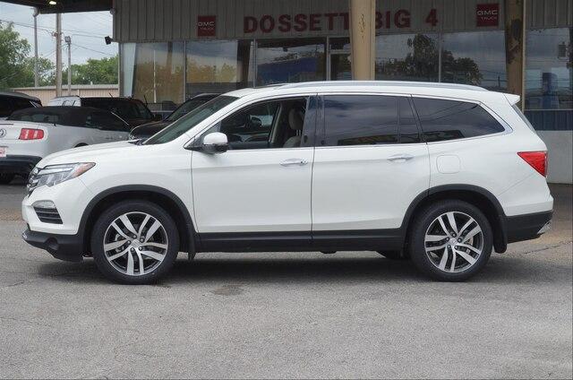 Pre-Owned 2018 Honda Pilot Touring 2WD